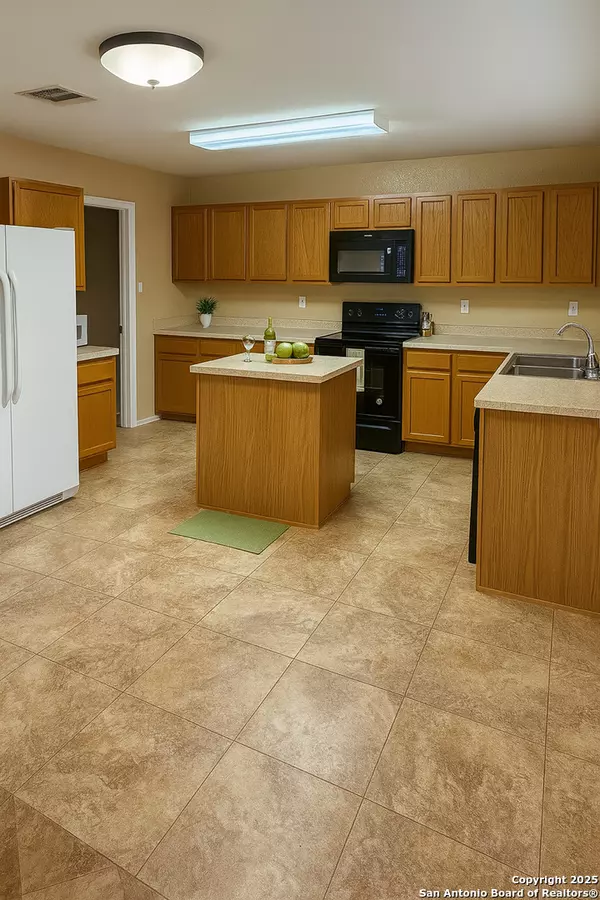Boerne, TX 78015,7611 Presidio Creek