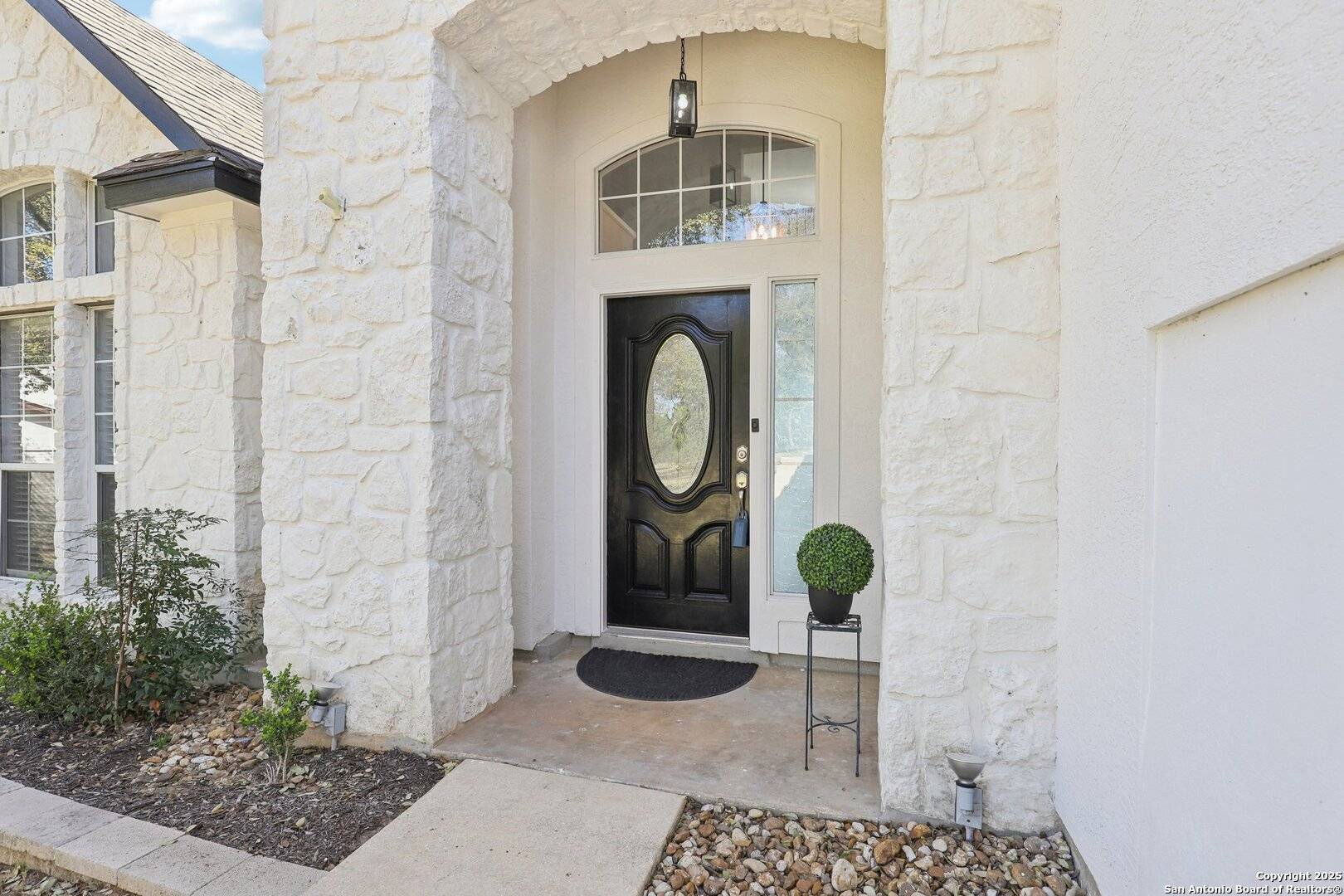 San Antonio, TX 78260,27010 Vaughns View