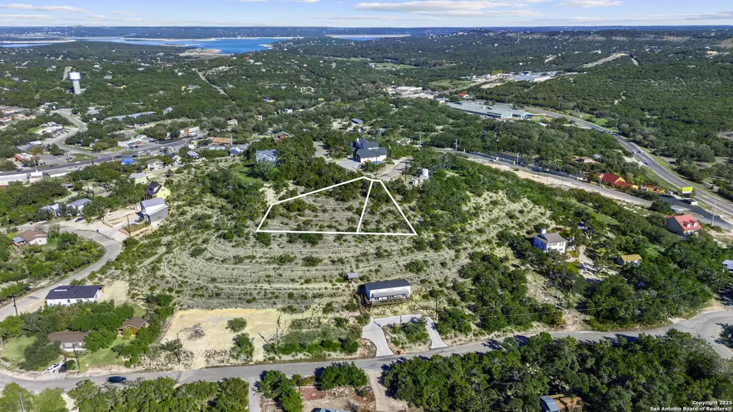 817 LEXINGTON PASS, Canyon Lake, TX 78133
