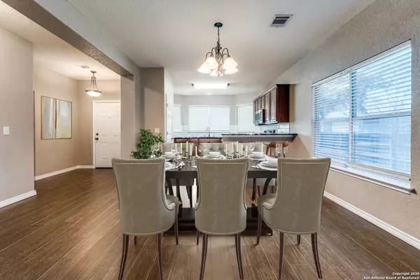 Elmendorf, TX 78112,7719 Bit Cir