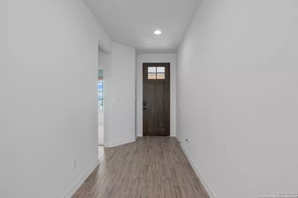 San Antonio, TX 78253,12403 Redwater