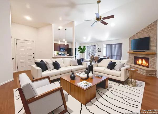 Live Oak, TX 78233,7914 Forest Cabin