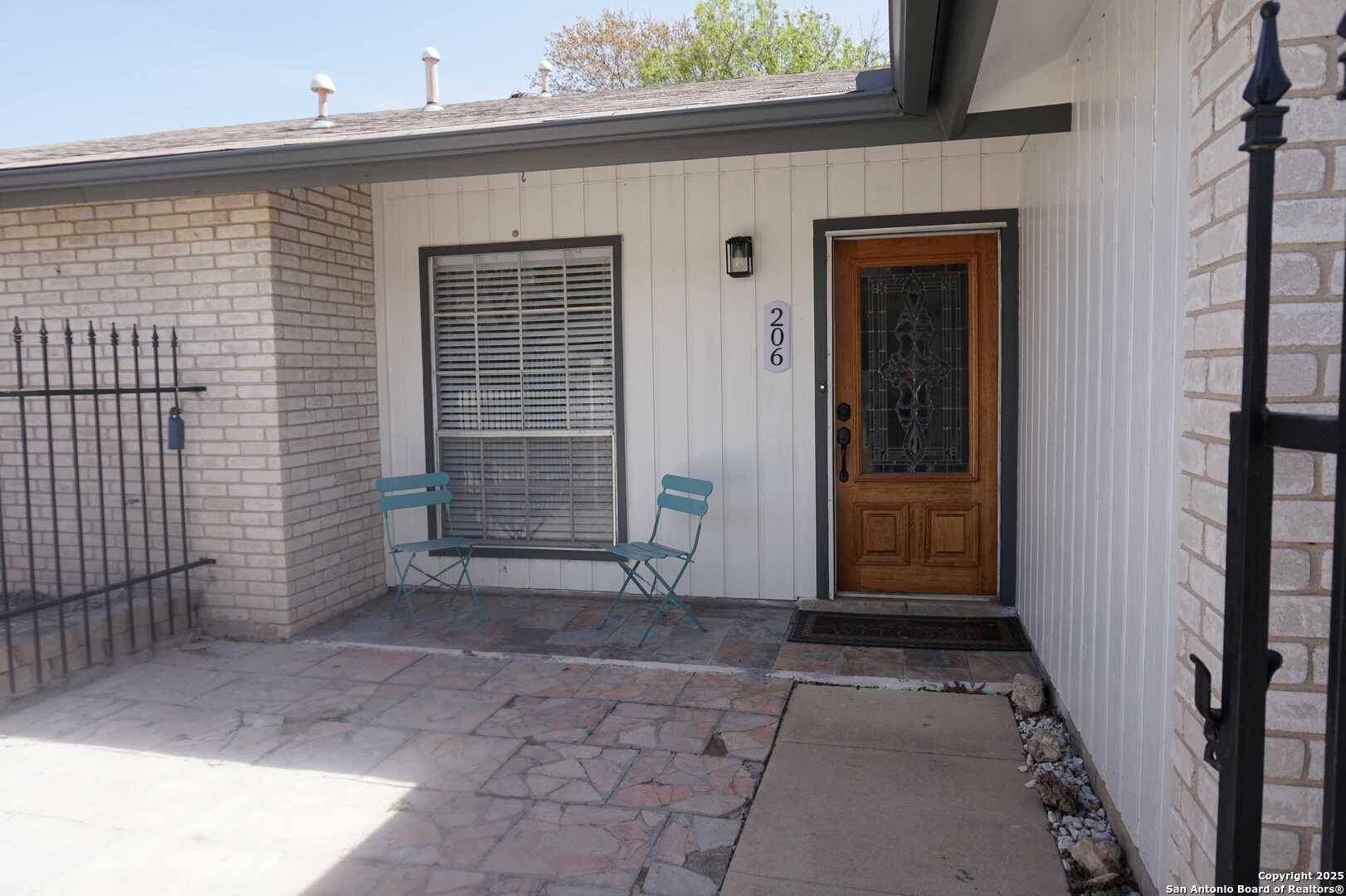 Live Oak, TX 78233,206 Whispering Oak Street