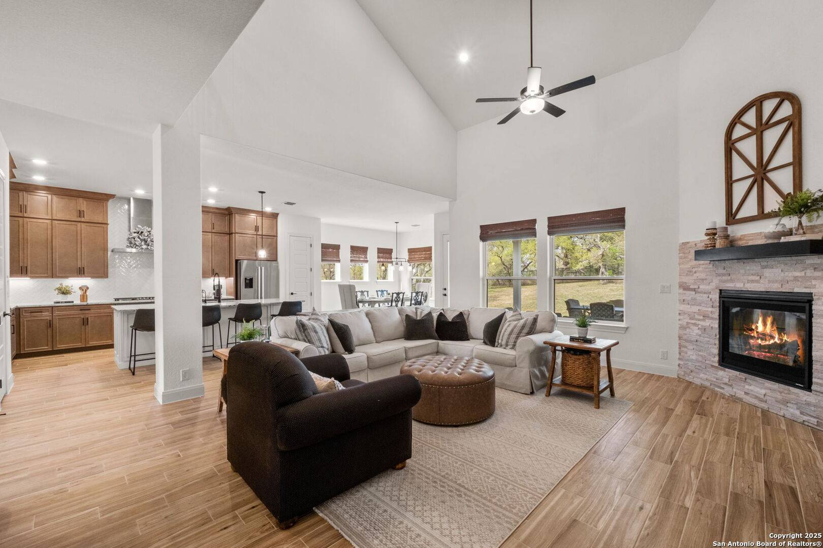1911 Kerrisdale, San Antonio, TX 78260