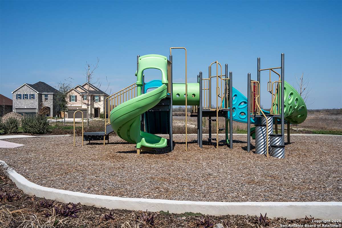 Von Ormy, TX 78073,4627 BROADSIDE AVENUE