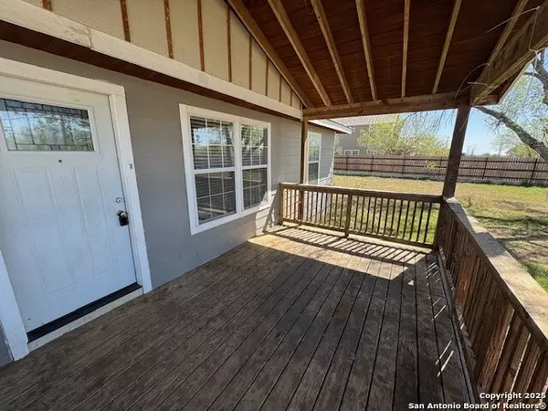 Sthedwig, TX 78152,760 Graytown