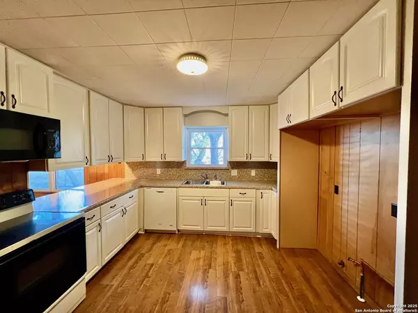 Jourdanton, TX 78026,500 Bluntzer Rd