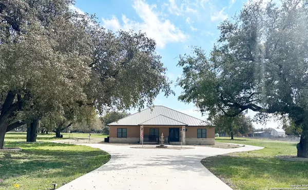 Natalia, TX 78059,3172 IH 35