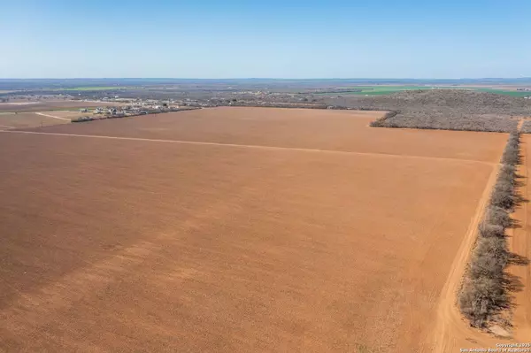 Knippa, TX 78870,FM 1049 Cr 345