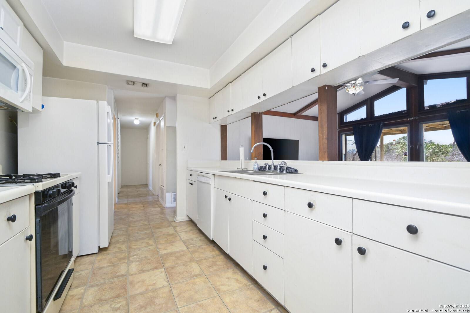 San Antonio, TX 78218,8223 Quail Creek