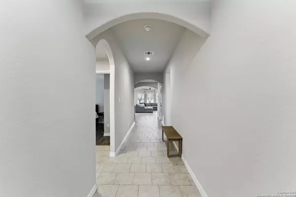 New Braunfels, TX 78132,5649 Meadow