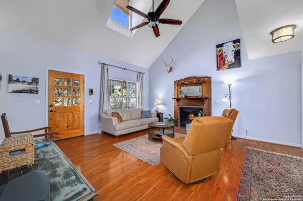 Blanco, TX 78606,384 Sunset Ridge