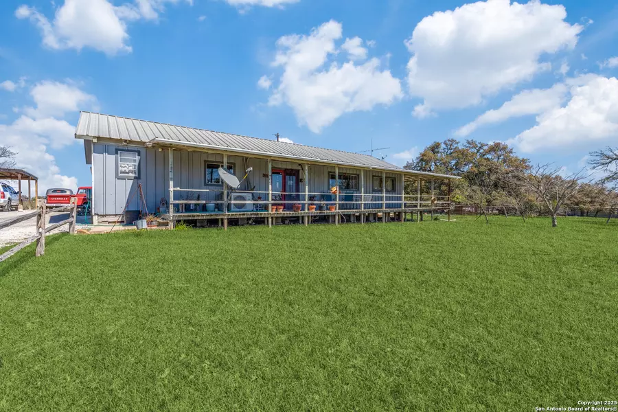 2682 US-281, Blanco, TX 78606