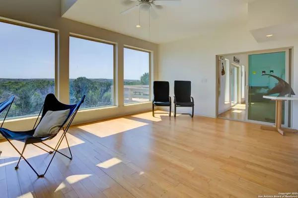 New Braunfels, TX 78132,1550 Moon View