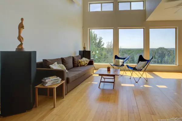 New Braunfels, TX 78132,1550 Moon View