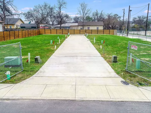 San Antonio, TX 78208-1127,226 CARSON ST