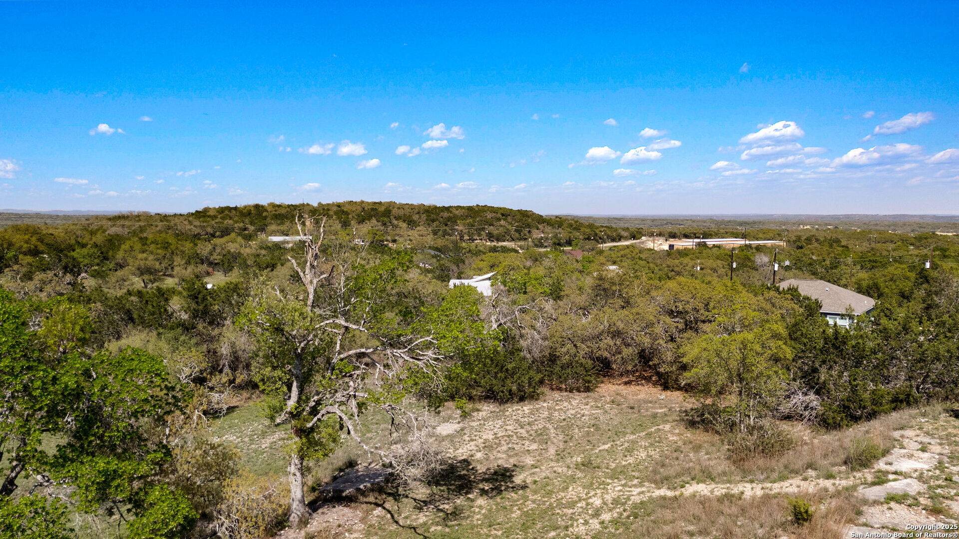 Fischer, TX 78623,1315 Agarita