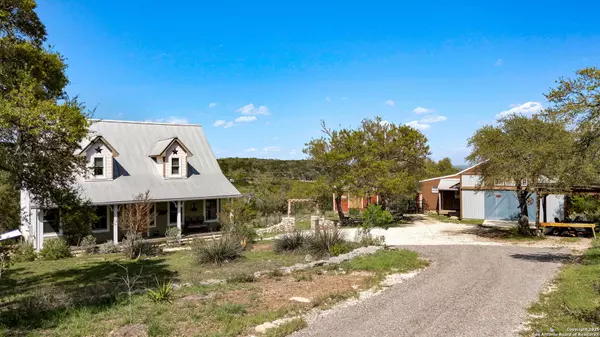 1315 Agarita, Fischer, TX 78623