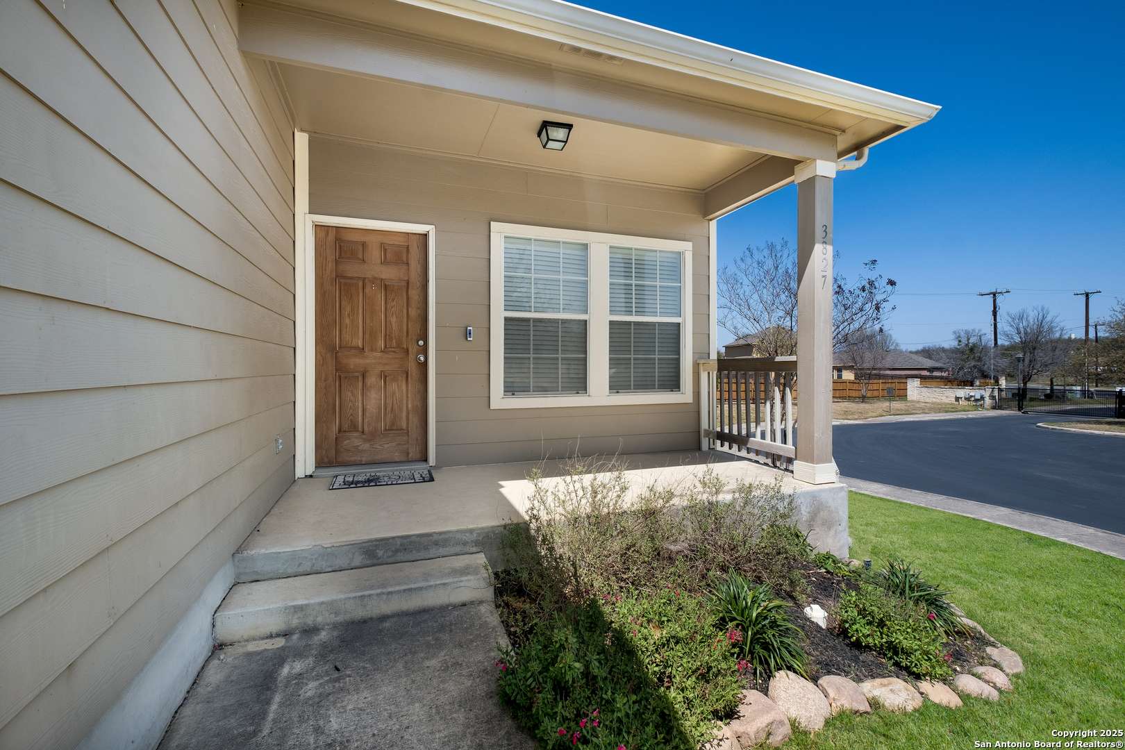 San Antonio, TX 78260,3827 Olive Green
