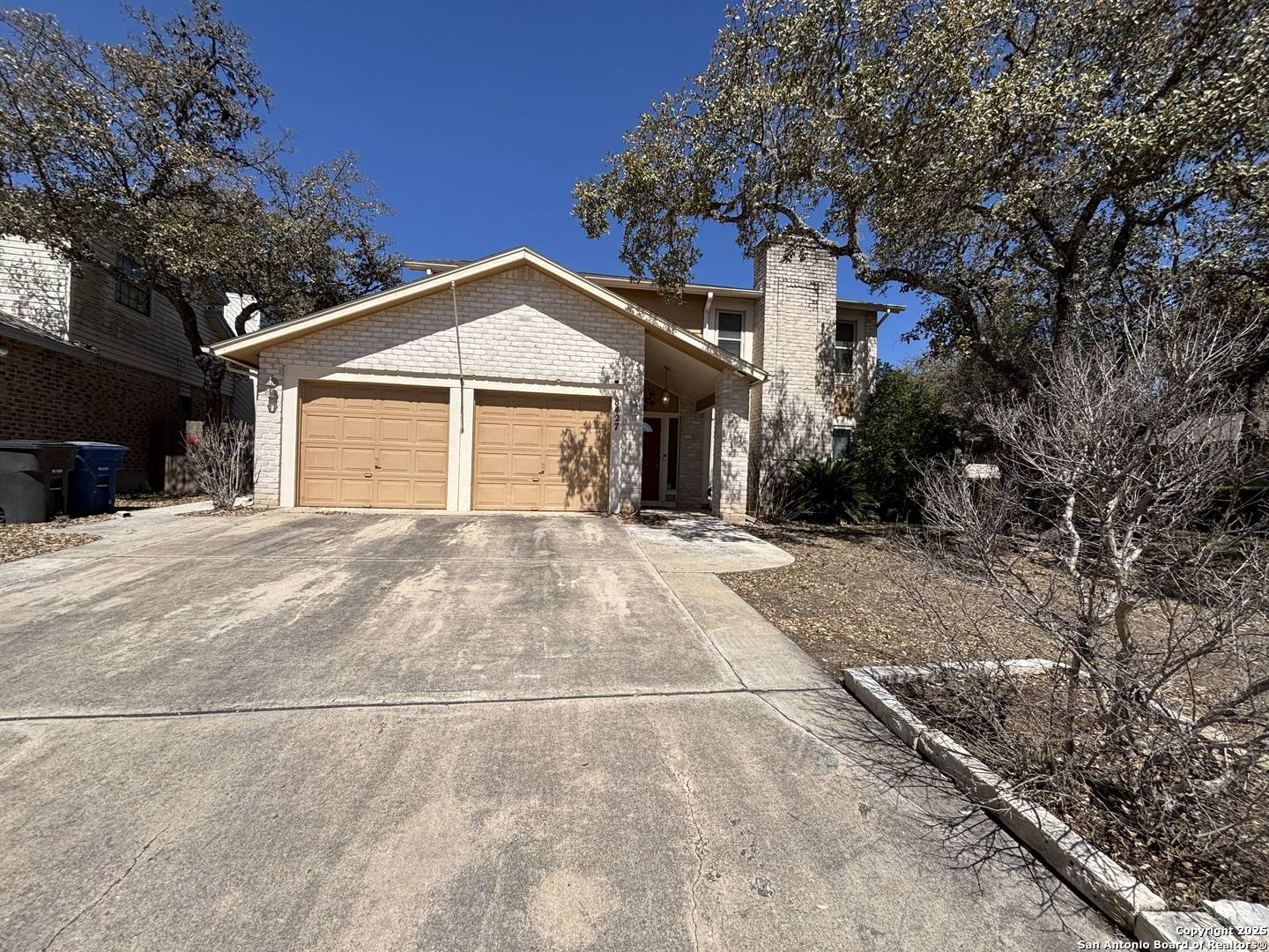 8427 TIMBER CREST ST, San Antonio, TX 78250-4406