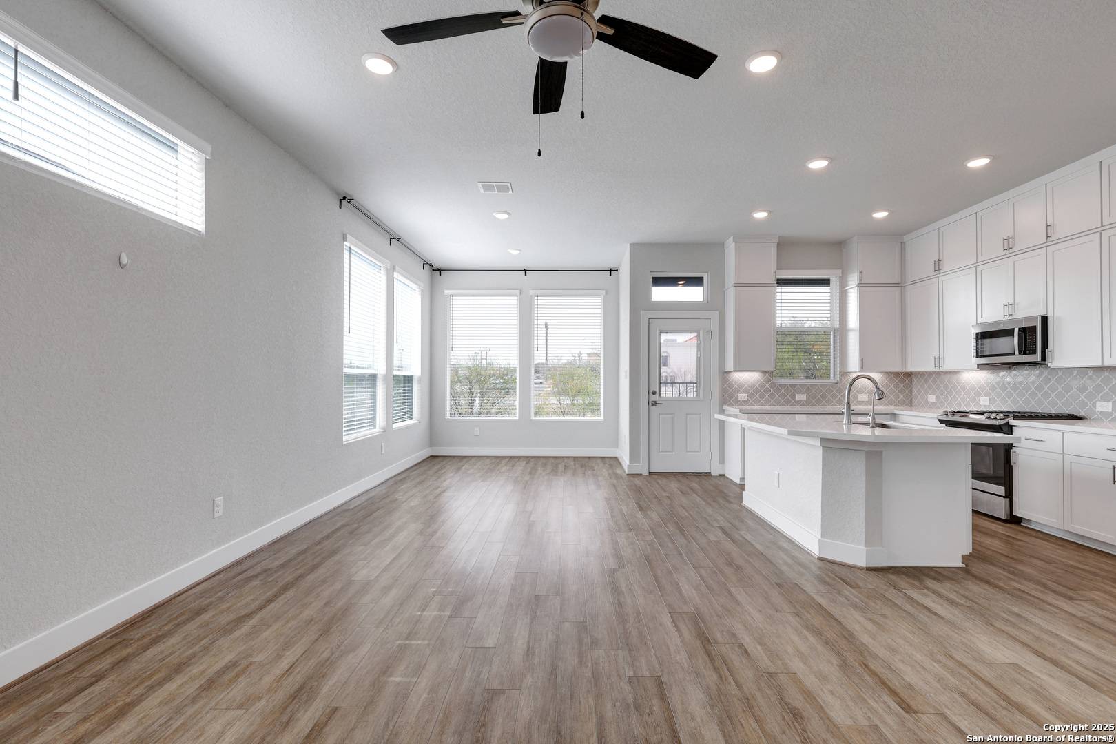 San Antonio, TX 78240,8851 Oakland UNIT UNIT