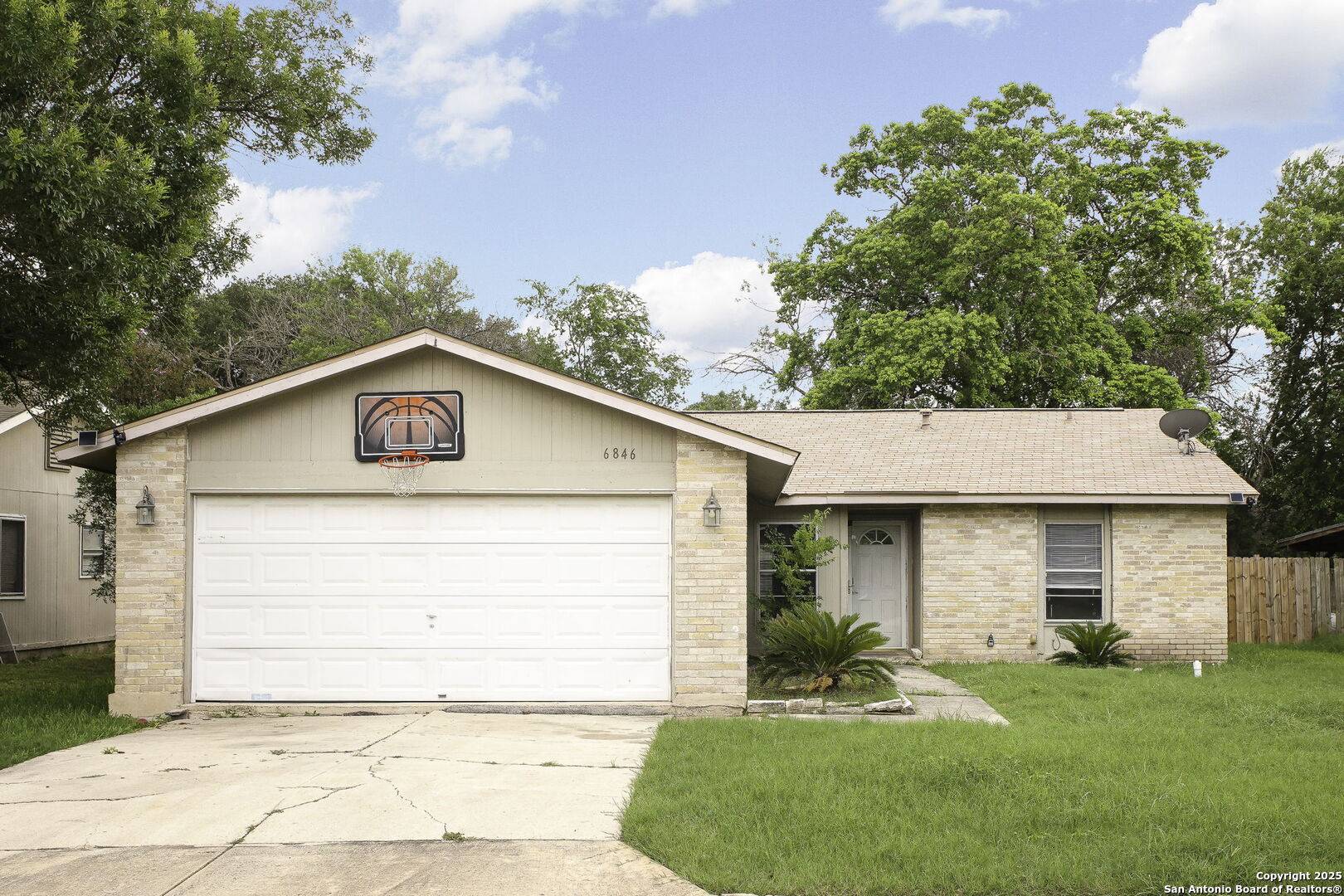 6846 Avila, San Antonio, TX 78239