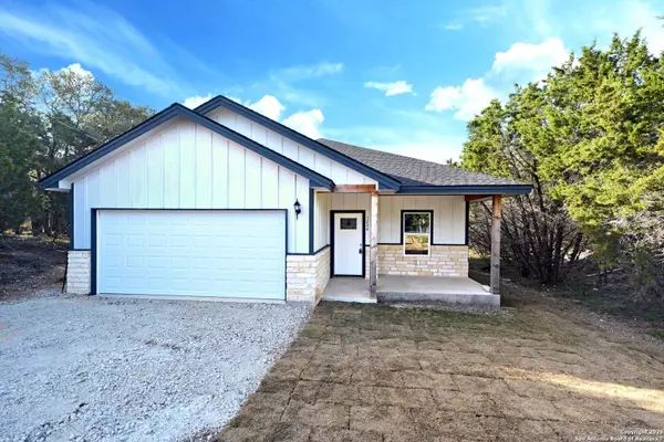1234 Clearcreek, Canyon Lake, TX 78133
