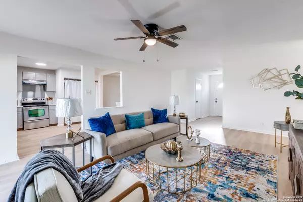 Live Oak, TX 78233,12209 Lucky Oaks