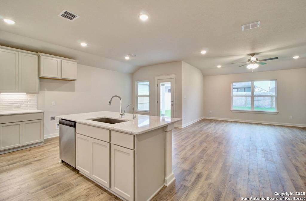 New Braunfels, TX 78130,3566 Starbright Drive