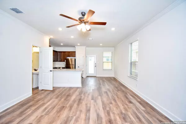 San Antonio, TX 78245,10314 Candlewood Way