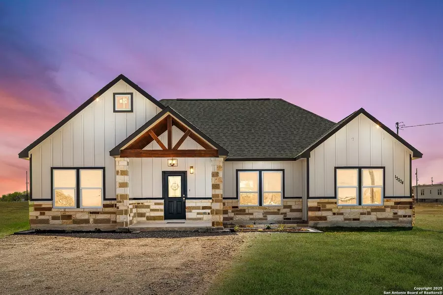 13004 Prosperidad Ln, Atascosa, TX 78002-7800