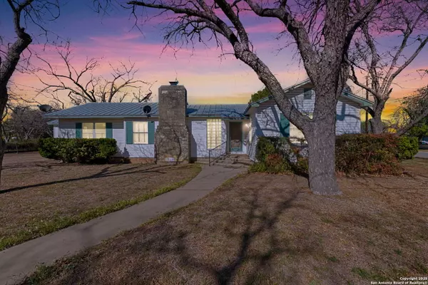 Hondo, TX 78861,2602 Avenue K