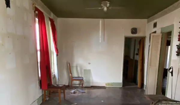 San Antonio, TX 78203,418 Olive