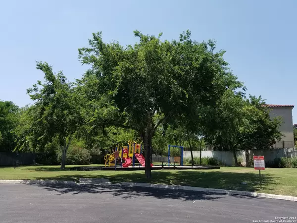San Antonio, TX 78240,5407 Bright Creek