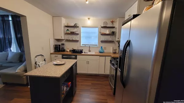 San Antonio, TX 78212,203 Warren