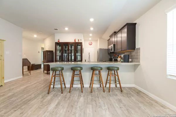 Schertz, TX 78108,218 Holland Park