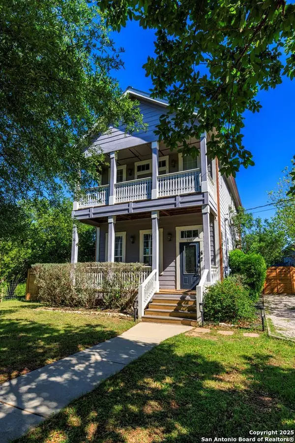 Fredericksburg, TX 78624,210 Park St.