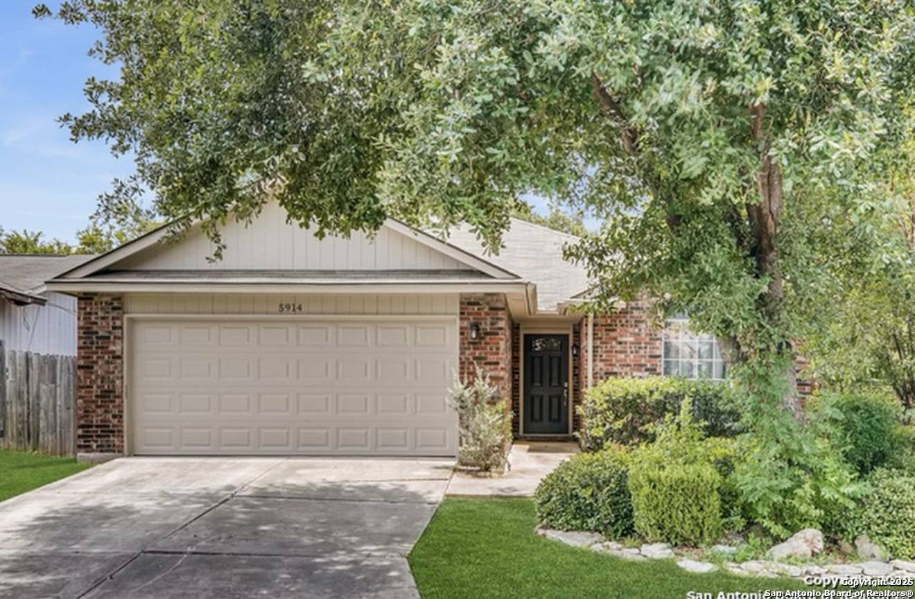 5914 Larkmeadow, San Antonio, TX 78233