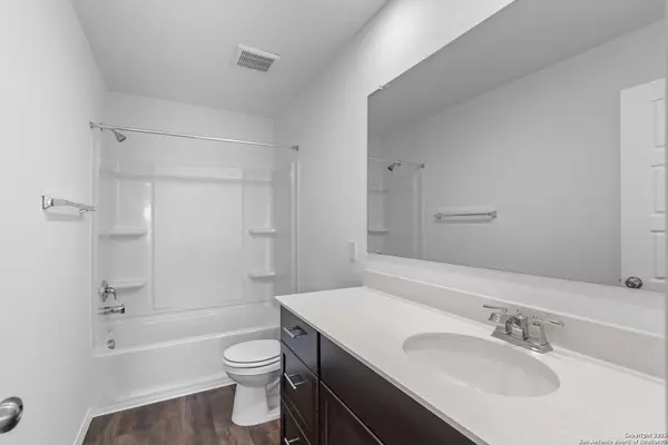 New Braunfels, TX 78130,869 Heartseed Avenue
