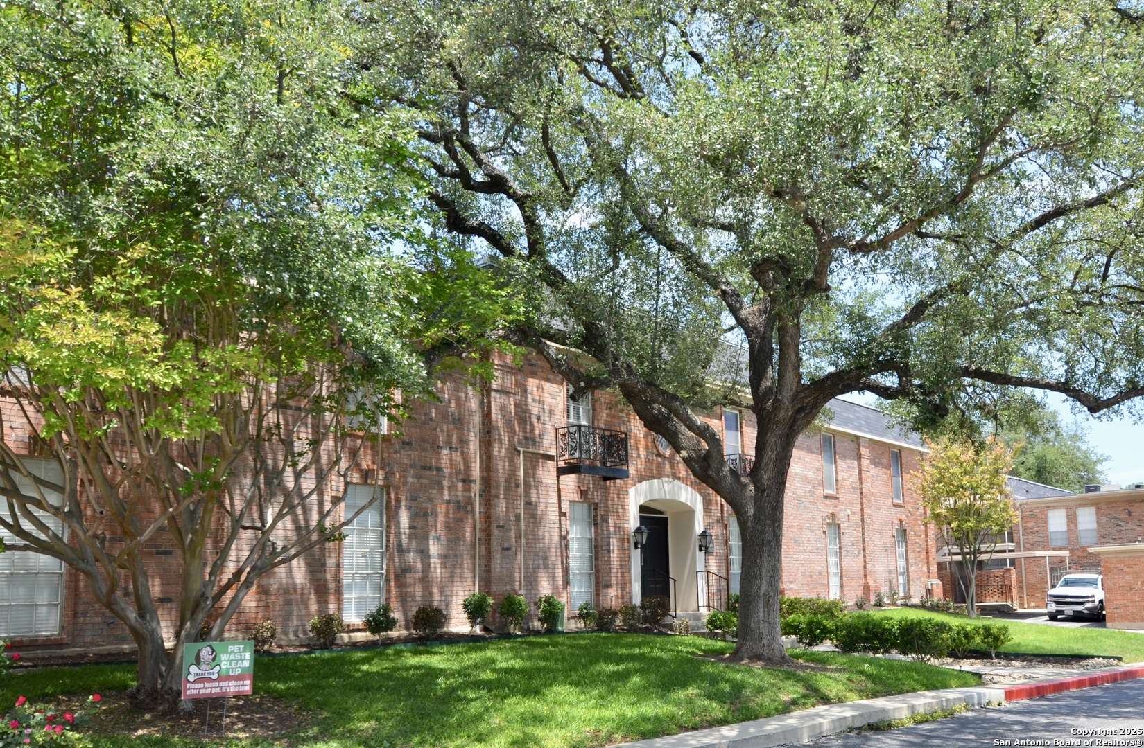 7500 CALLAGHAN RD UNIT 354, San Antonio, TX 78229-2858