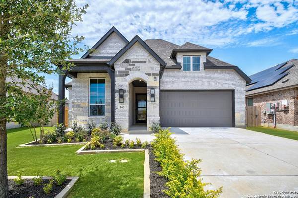 163 Laurel Oak, Castroville, TX 78009