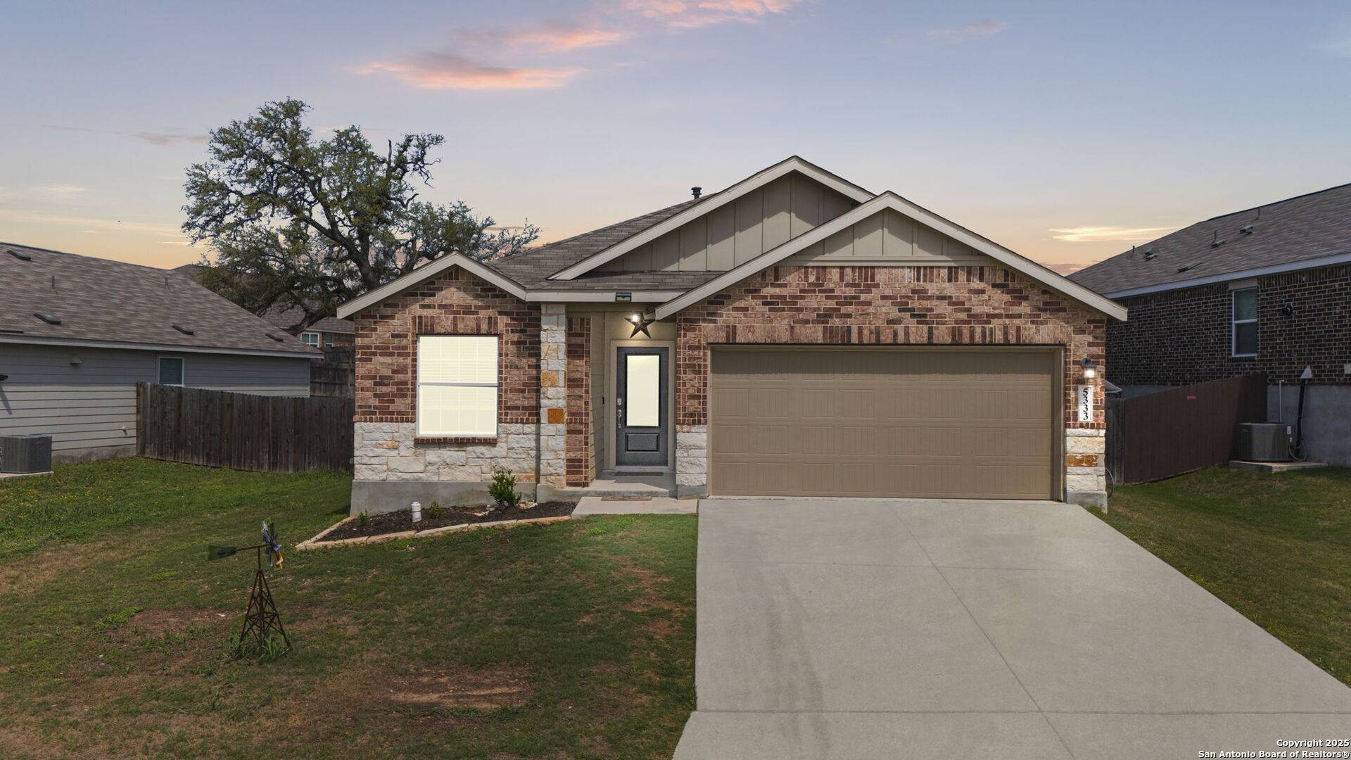 Bulverde, TX 78163,5333 Trellised