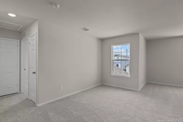 New Braunfels, TX 78130,1520 Golden Wheat