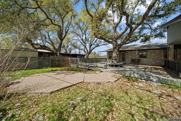 Canyon Lake, TX 78133,831 Hill Top