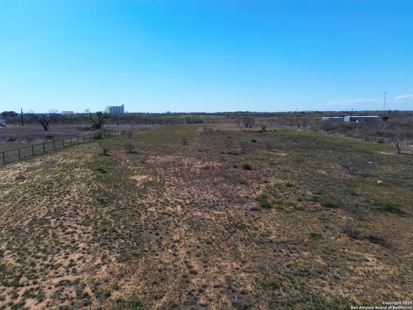 Elmendorf, TX 78112,15215 Cassiano Rd