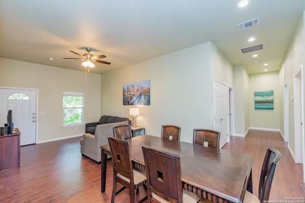 San Antonio, TX 78212,412 Warren
