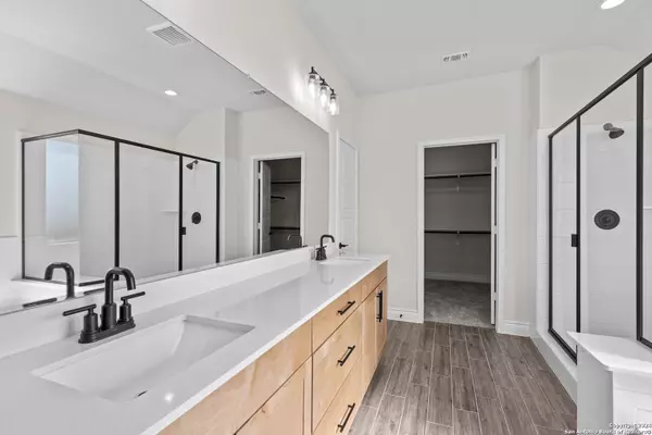 Boerne, TX 78006,336 Rustic Barn Ln