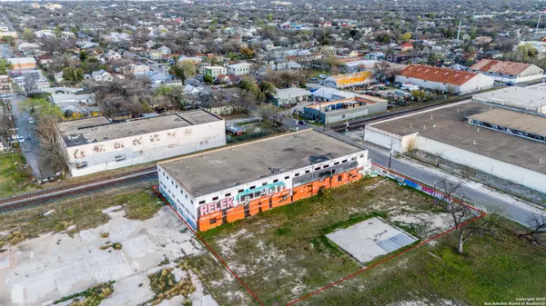 San Antonio, TX 78210,522 Delaware