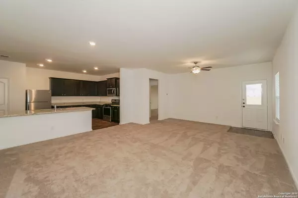 New Braunfels, TX 78132,4176 Rawhide