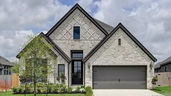 133 Laurel Oak, Castroville, TX 78009